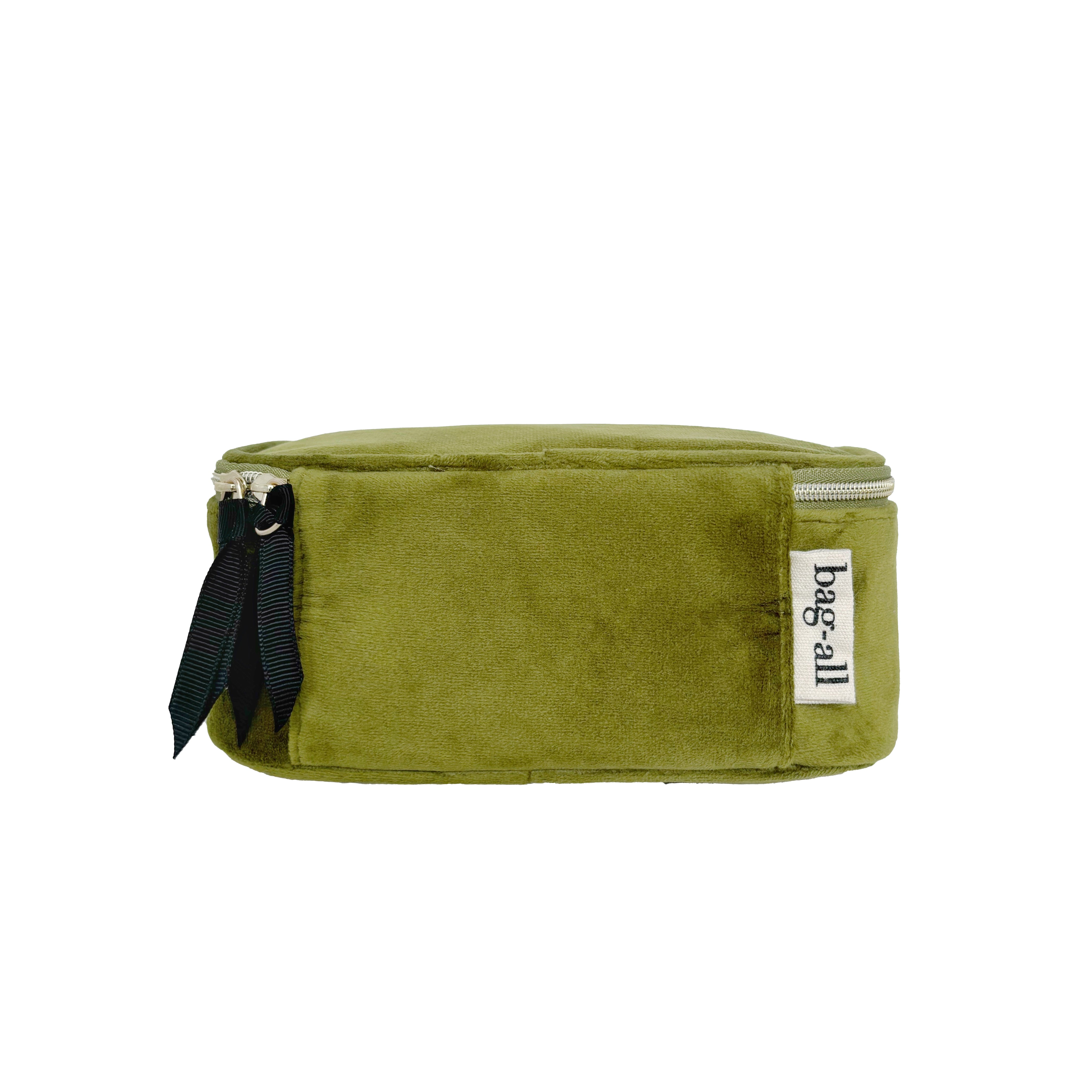 Bag-all Small Beauty Box in luxurious green velvet with handle, perfect for organizing makeup and accessories. Compact vegan storage solution with zipper closure.