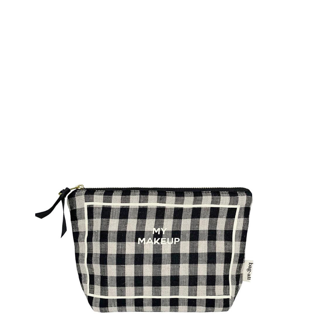 Best Makeup Bag – Gingham black and white check cotton pouch with zipper, personalized for stylish travel organization by Bag-all Paris design.