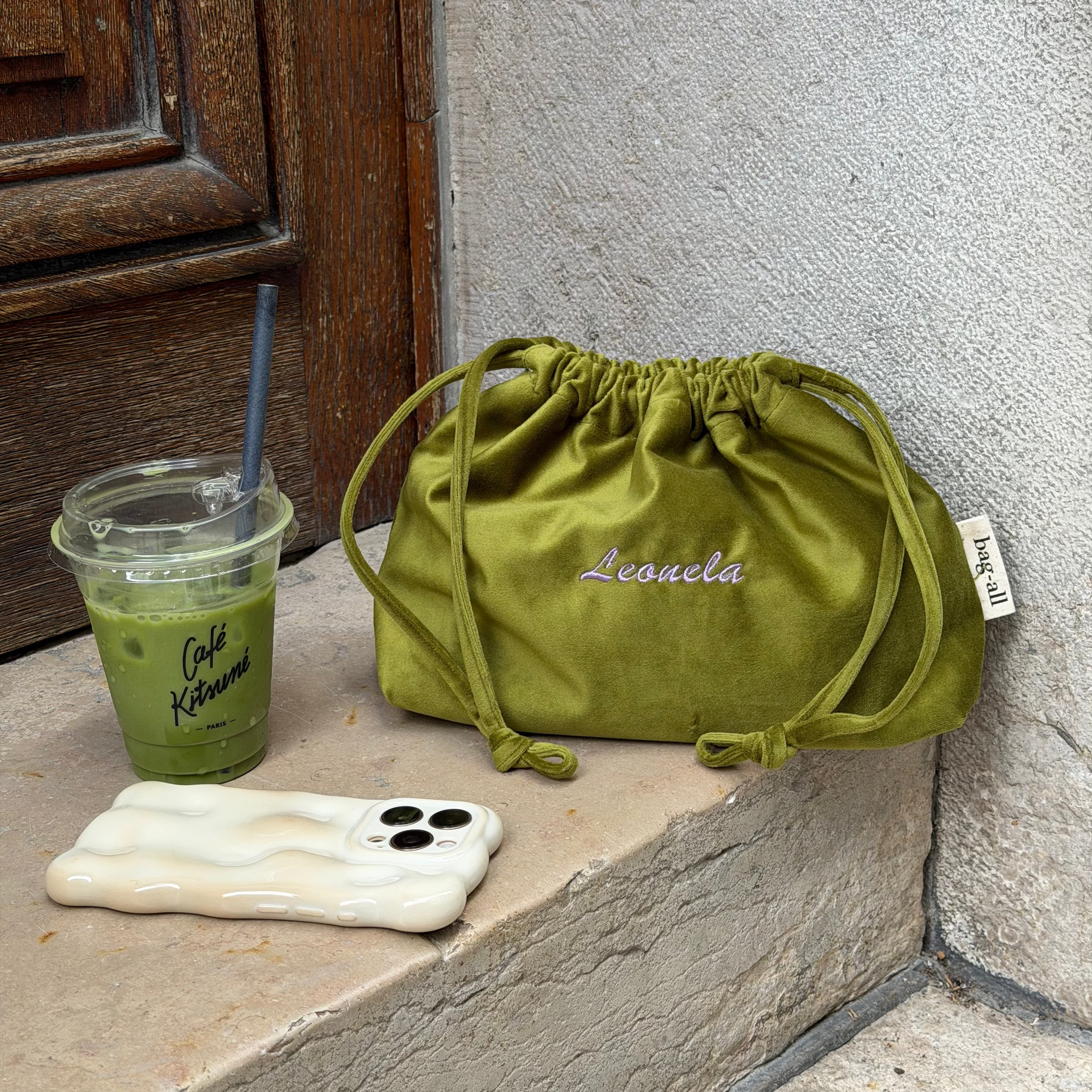 Pochette à cordon mignonne pour écouteurs et accessoires tech – Éco-Velours – Matcha Green