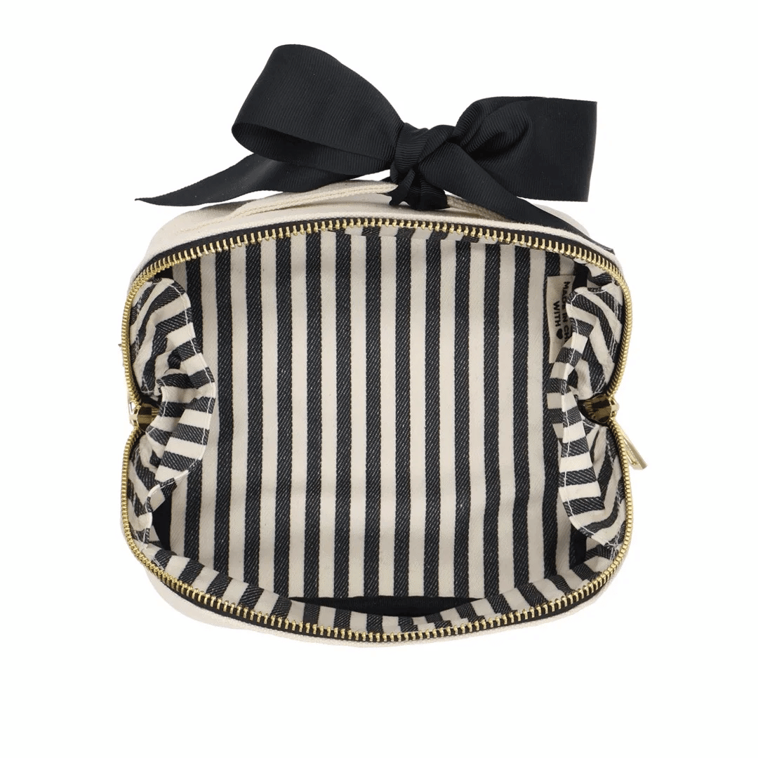 Petite Accordion Makeup Case – Cream