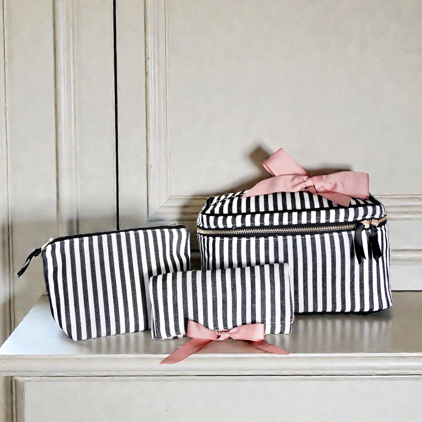 Signature Stripes Geschenkset, 3er-Pack Reise-, Schmuck- & Make-up-Organizer, Gestreift