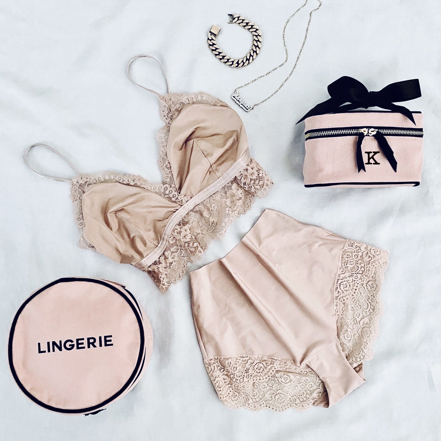 Produits de lingerie rose de bag-all.